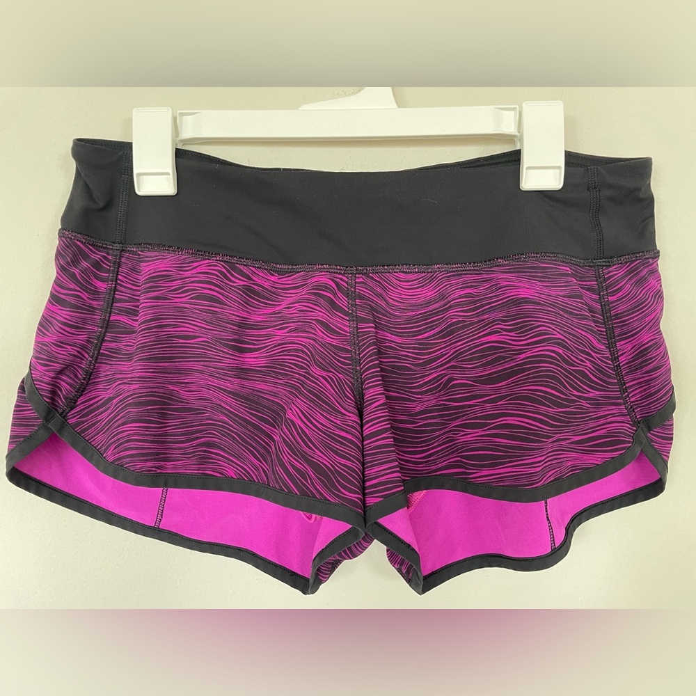 Lululemon Women’s Running Shorts Size 8 Purple/pink (fuschia)   Black